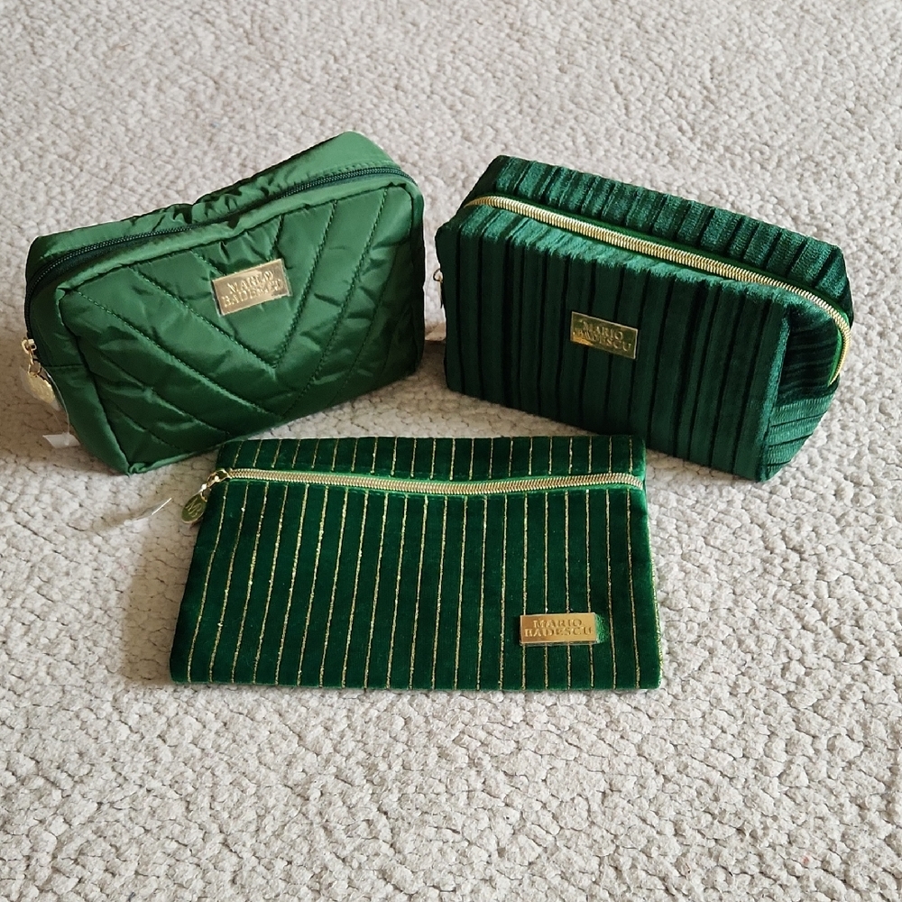 Mario Badescu Emerald Green Velvet and Quilted Cosmetic Bag Trio NWT Gifting